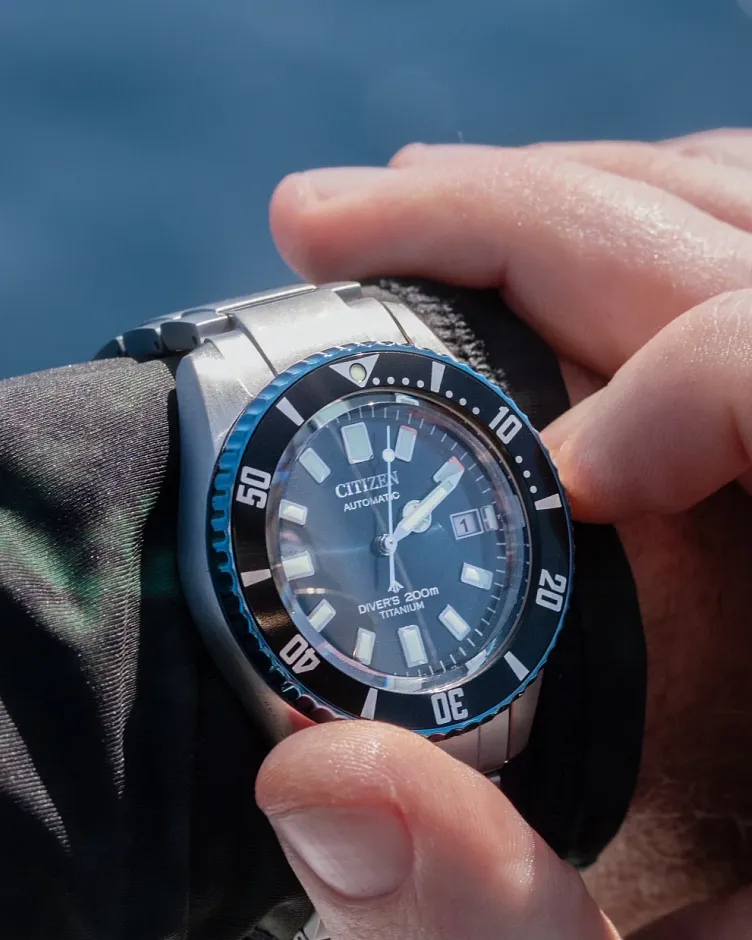 Promaster Fujitsubo Blue Dial Super Titanium with Platinum DLC Promaster Fujitsubo Blue Dial Super Titanium with Platinum DLC